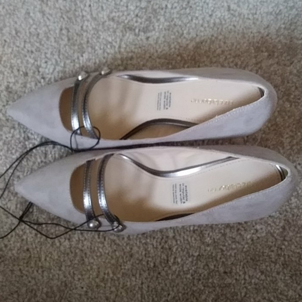 Shoe - Picture 5 of 8
